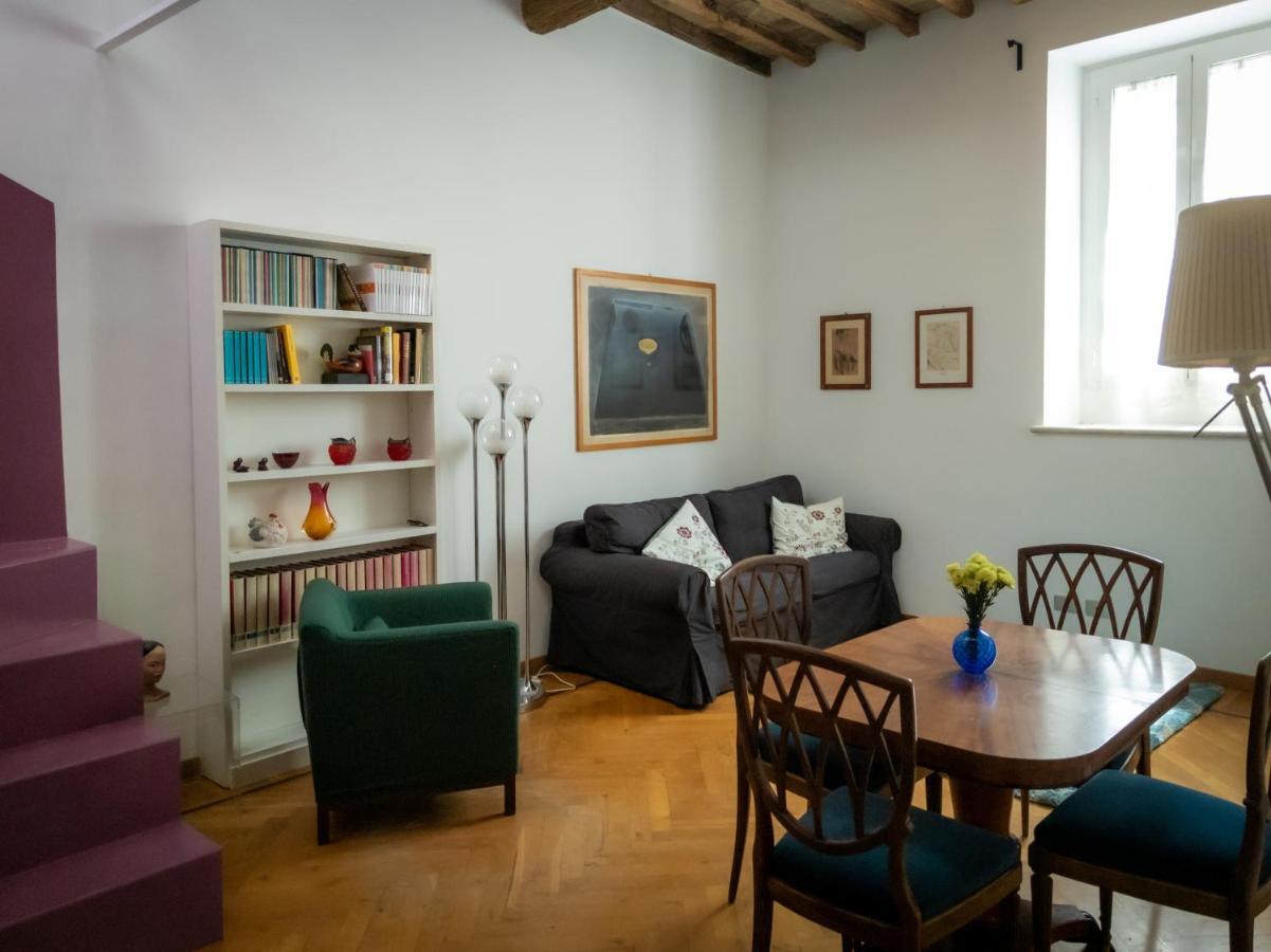 Apartment Raffaello Terrace - Near Piazza Navona Rom